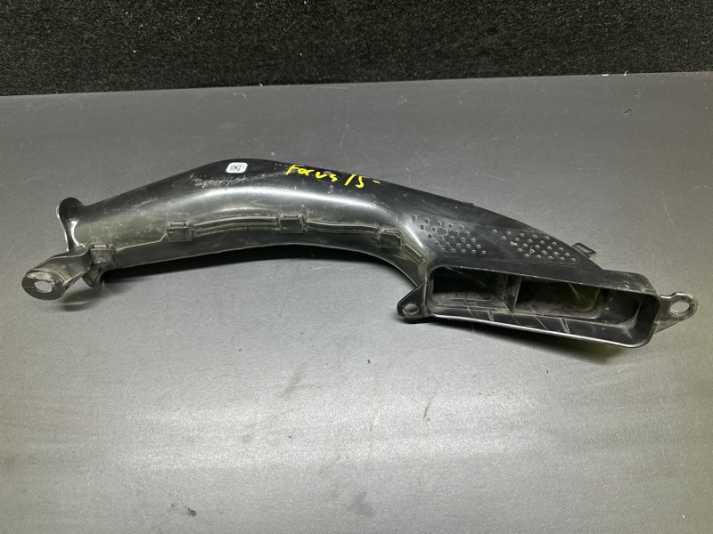 Воздухозаборник FORD FOCUS 10-18