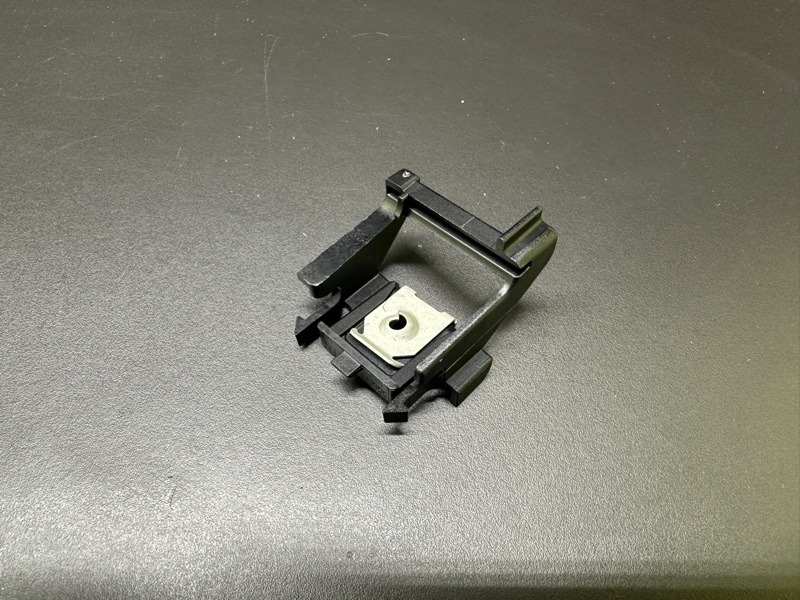 Кронштейн переднего бампера FOCUS 10-18