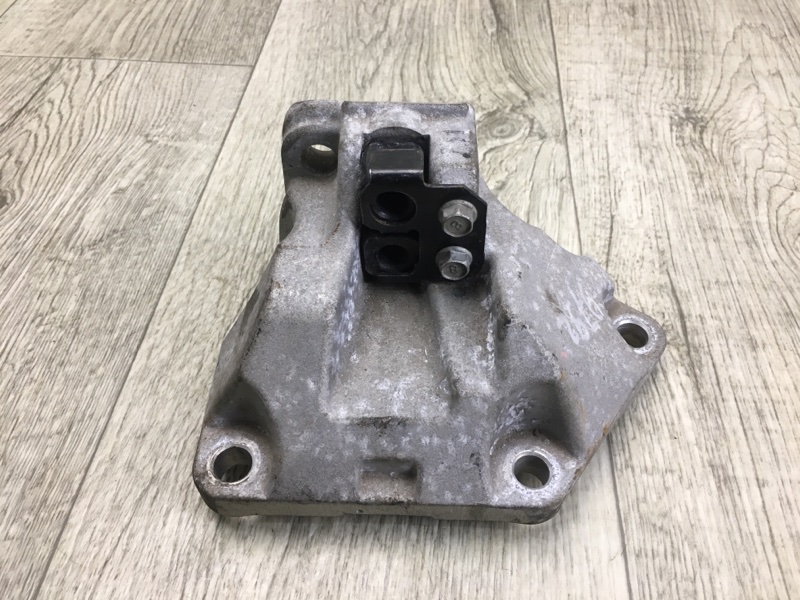 Кронштейн КПП HYUNDAI ELANTRA AD 16- 2019 2.0 G4NH 452112F310 Б/У