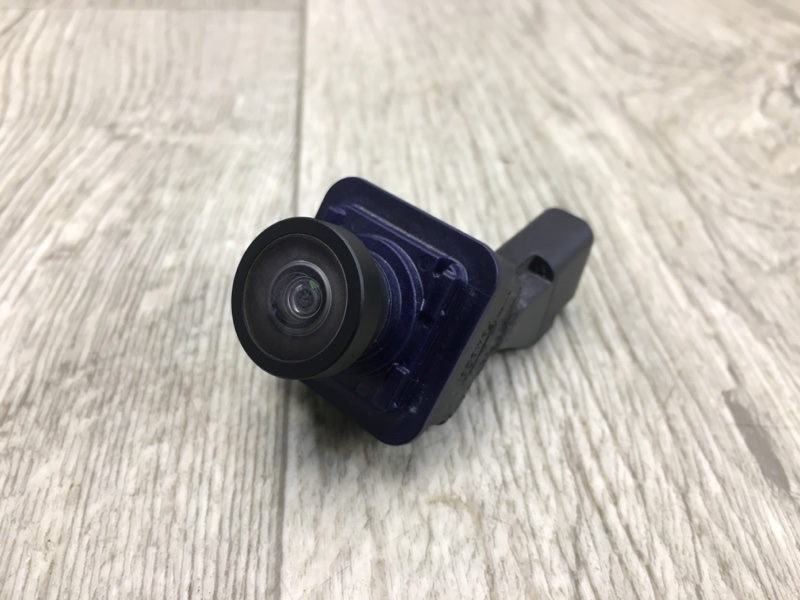 Камера заднего вида ESCAPE 19 - Камера заднего вида ESCAPE 19 -