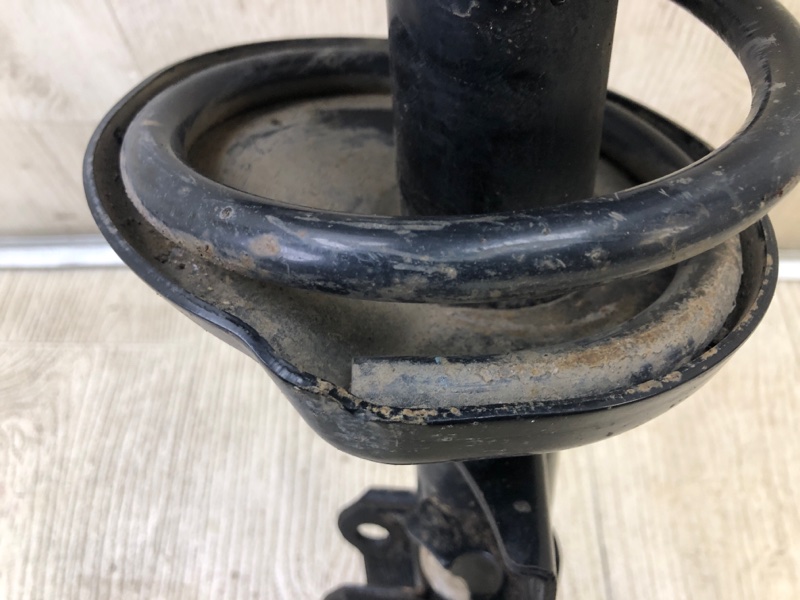 Амортизатор передний левый GRAND VITARA 05-15 2005 Внедорожник 2.0 J20A