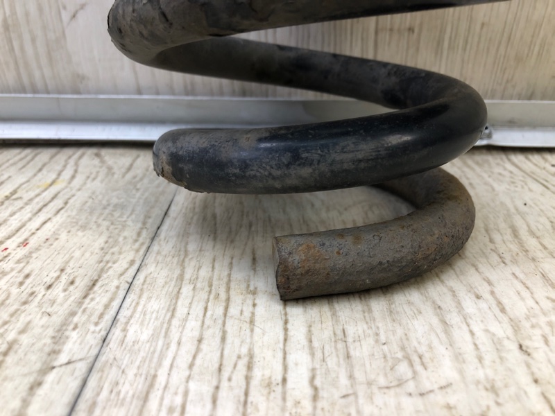 Пружина задней подвески правая GRAND VITARA 05-15 2005 Внедорожник 2.0 J20A