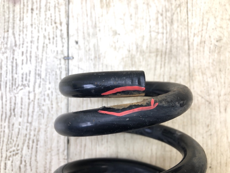 Пружина задней подвески правая GRAND VITARA 05-15 2005 Внедорожник 2.0 J20A