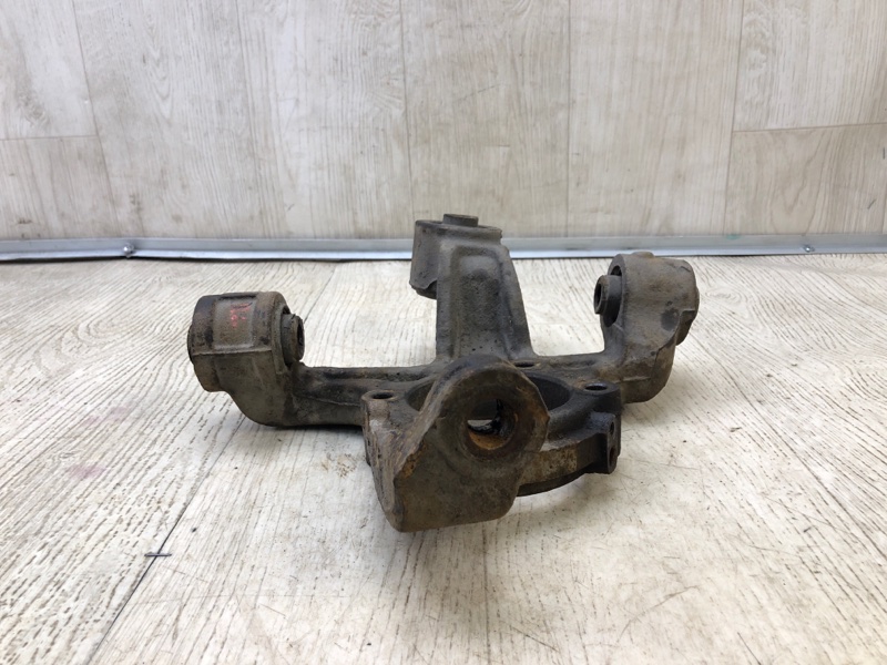 Цапфа задняя левая GRAND VITARA 05-15 2005 Внедорожник 2.0 J20A