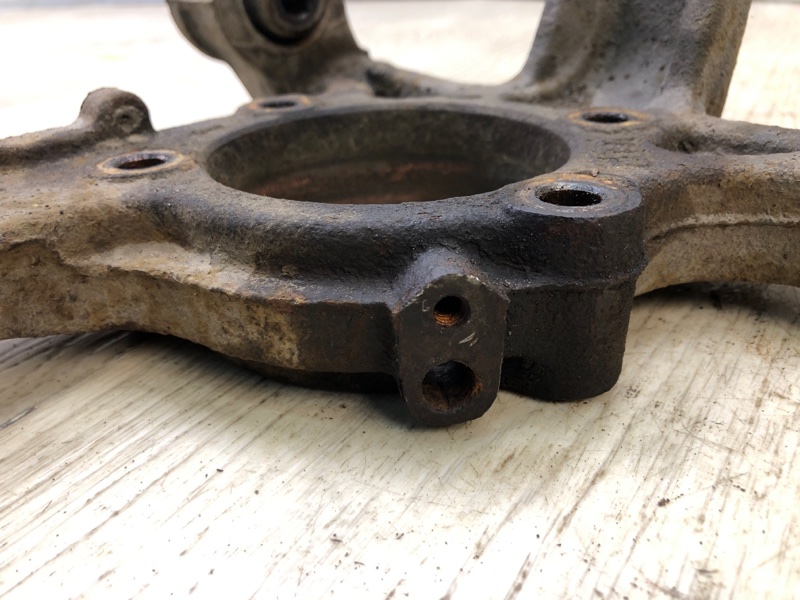 Цапфа задняя левая GRAND VITARA 05-15 2005 Внедорожник 2.0 J20A