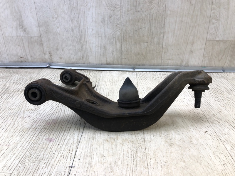 Рычаг задней подвески поперечный верхний левый SUZUKI GRAND VITARA 05-15 2005 Внедорожник 2.0 J20A 46202-65J00 Б/У