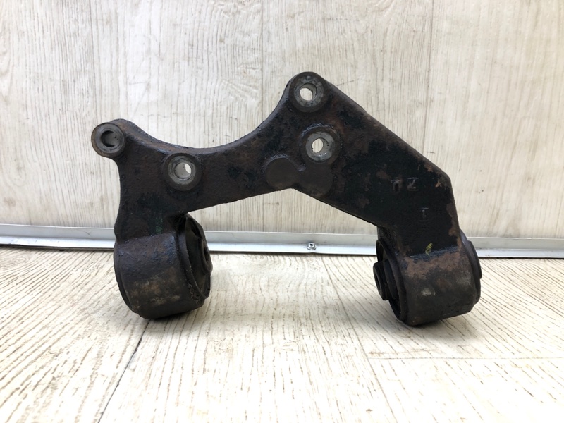 Кронштейн редуктора передний GRAND VITARA 05-15 2005 Внедорожник 2.0 J20A