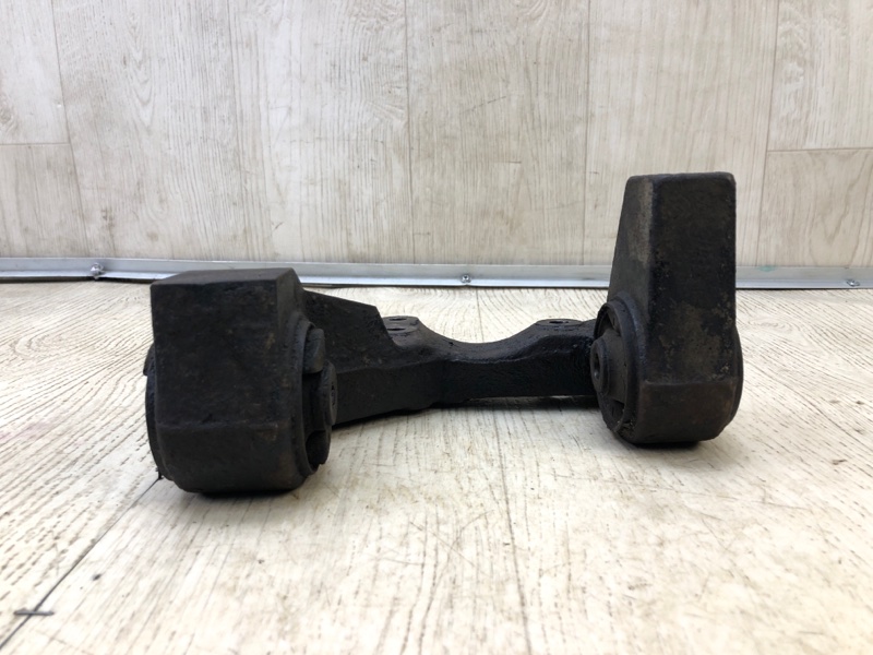 Кронштейн редуктора передний GRAND VITARA 05-15 2005 Внедорожник 2.0 J20A