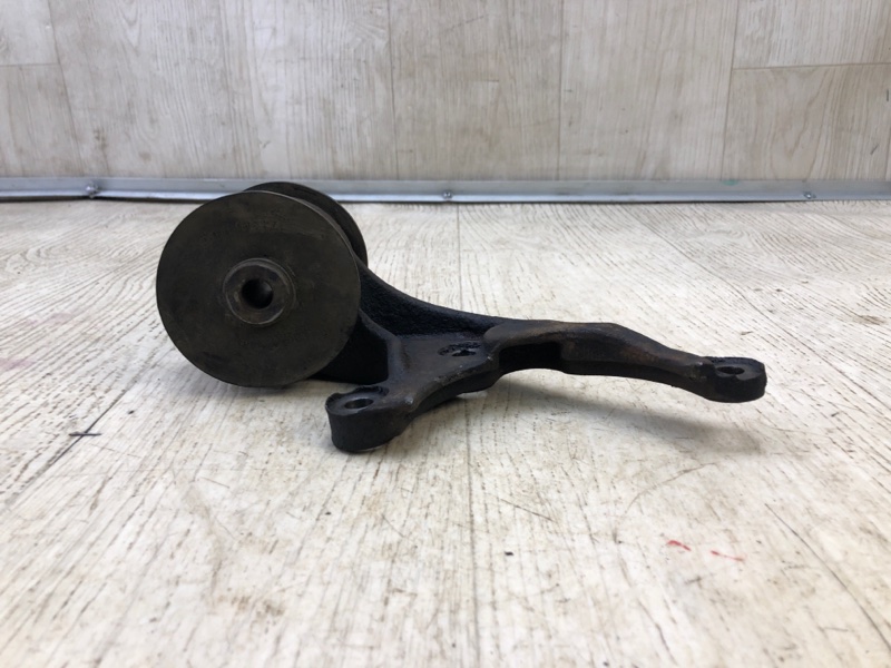 Кронштейн редуктора передний правый SUZUKI GRAND VITARA 05-15 Внедорожник 2.0 J20A