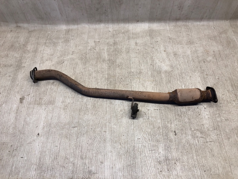 Приемная труба глушителя SUZUKI GRAND VITARA 05-15 2005 Внедорожник 2.0 J20A 14250-65J03-H02 Б/У