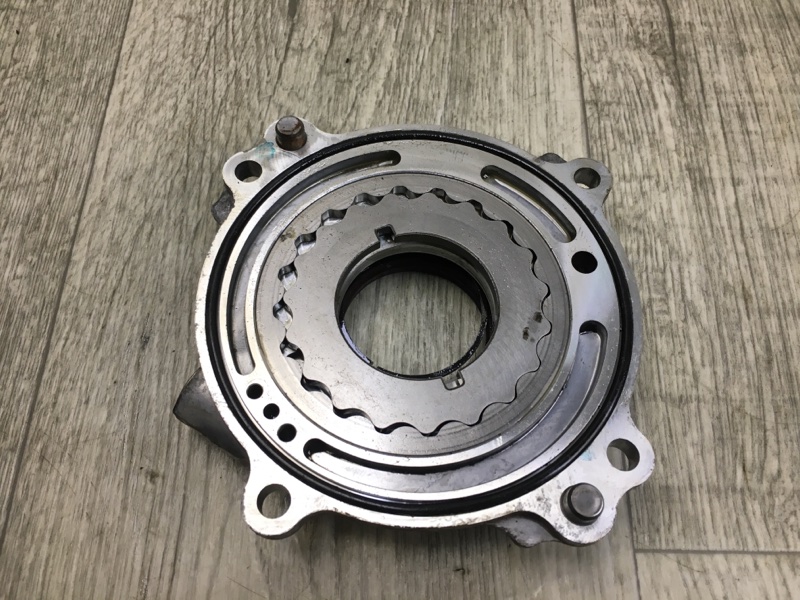 Запчасть масляный насос TOYOTA LAND CRUISER 200 08-21 3618334011 Б/У Масляный насос TOYOTA LAND CRUISER 200 08-21 3618334011 Б/У