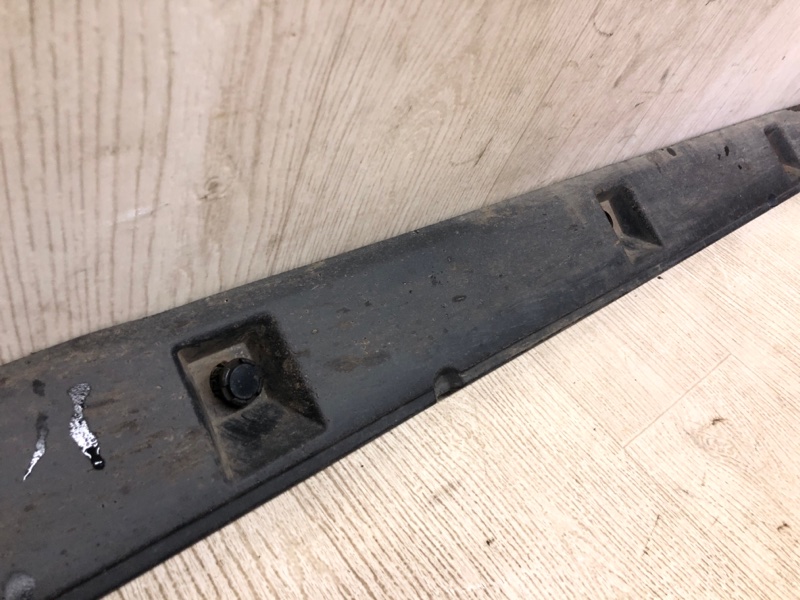 Накладка порога наружная правая GRAND VITARA 05-15 2005 Внедорожник 2.0 J20A