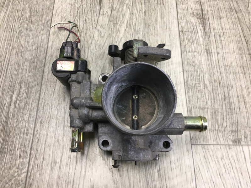 Запчасть дроссельная заслонка TOYOTA AVENSIS 03-08 22210-0D110 Б/У Дроссельная заслонка TOYOTA AVENSIS 03-08 22210-0D110 Б/У