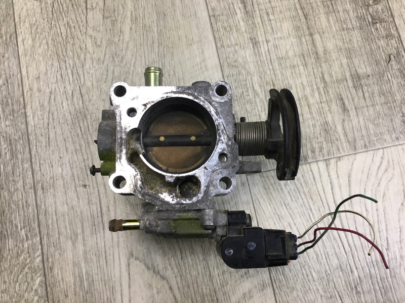 Дроссельная заслонка AVENSIS 03-08 Дроссельная заслонка AVENSIS 03-08