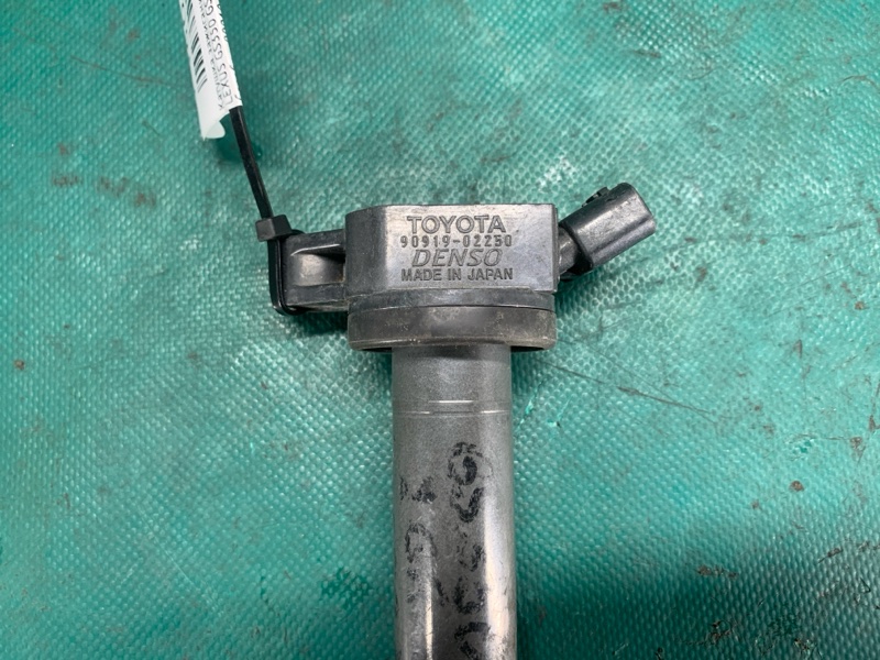 Катушка зажигания GS350 GS300 05-11 2007 Седан 3.5 Катушка зажигания GS350 GS300 05-11 2007 Седан 3.5