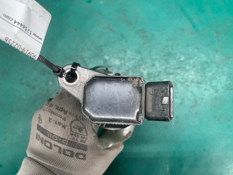 Катушка зажигания VENZA 09-16 2010 AGV10 2.7 1ARFE