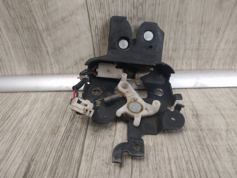 Замок крышки багажника 3 BK 03-08