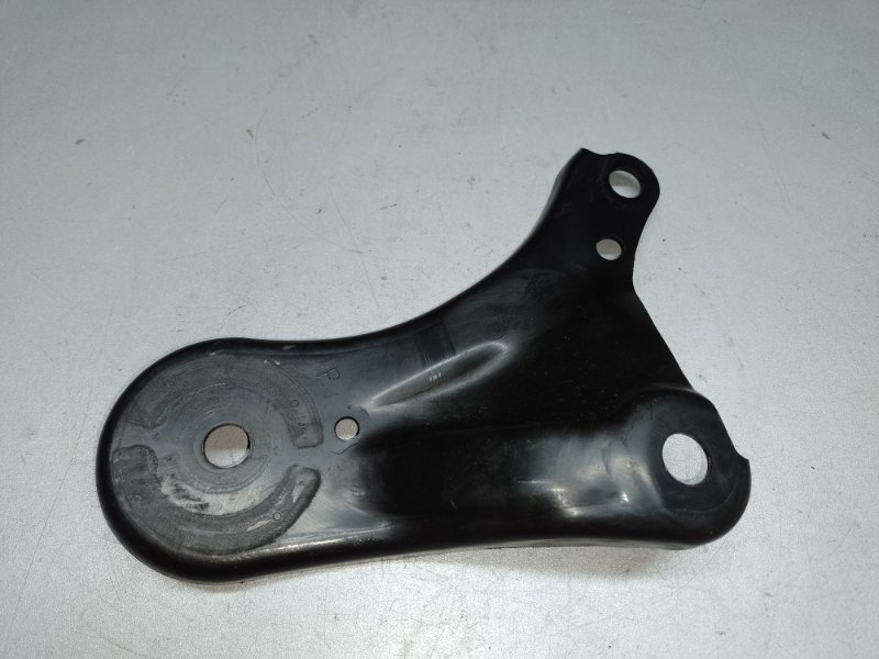 Крепление балки подвески переднее правое HONDA PILOT 15- 2017 3.5L 50265-TZ5-A01 Б/У