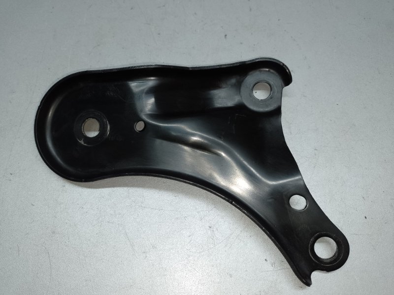 Крепление балки подвески переднее правое PILOT 15- 2017 3.5L