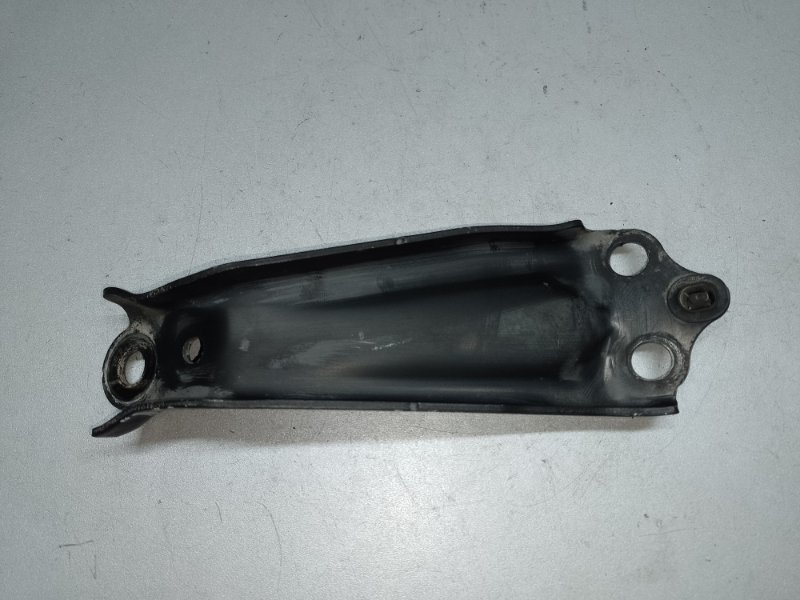 Крепление балки подвески заднее правое PILOT 15- 2017 3.5L