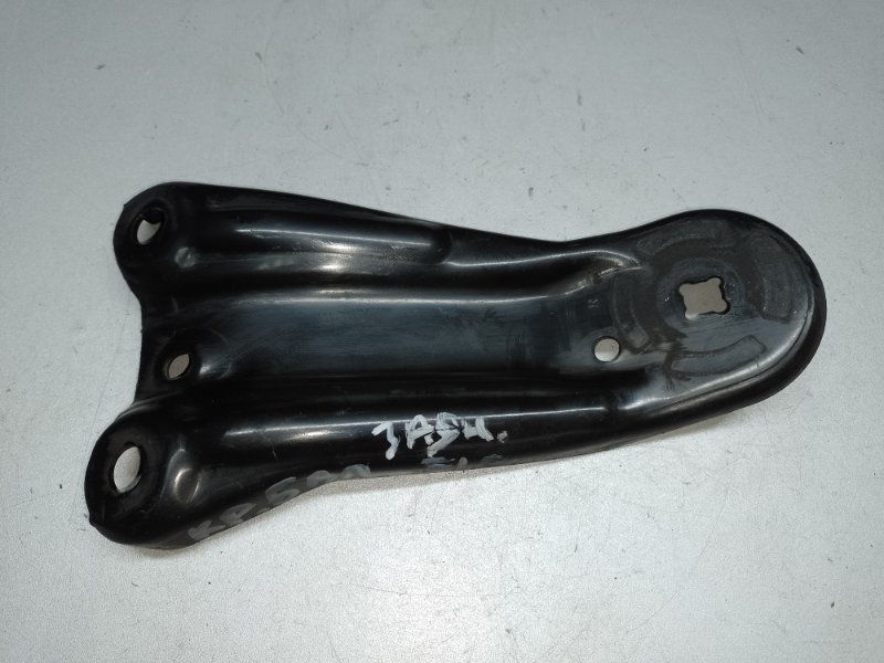 Крепление балки подвески переднее правое HONDA PILOT 15- 2017 3.5L 50275-TZ5-A01 Б/У