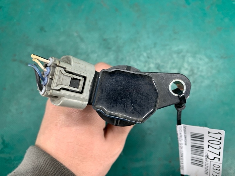 Катушка зажигания TOYOTA PRIUS - 30 09-17 ZVW30 1.8 2ZRFXE Катушка зажигания TOYOTA PRIUS - 30 09-17 ZVW30 1.8 2ZRFXE