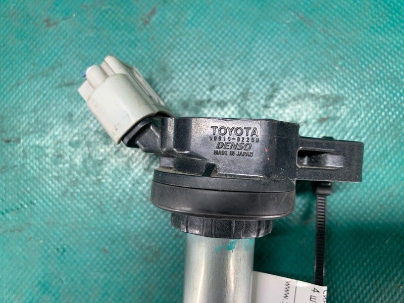 Катушка зажигания PRIUS - 30 09-17 2013 ZVW30 1.8 2ZRFXE Катушка зажигания PRIUS - 30 09-17 2013 ZVW30 1.8 2ZRFXE