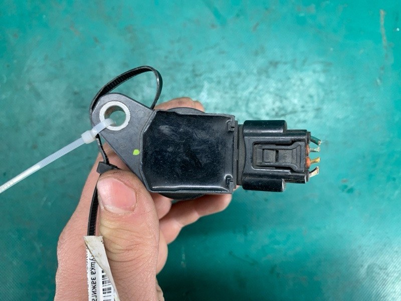 Катушка зажигания TOYOTA SIENNA 11-16 GSL30 3.5 2GR-FE Катушка зажигания TOYOTA SIENNA 11-16 GSL30 3.5 2GR-FE