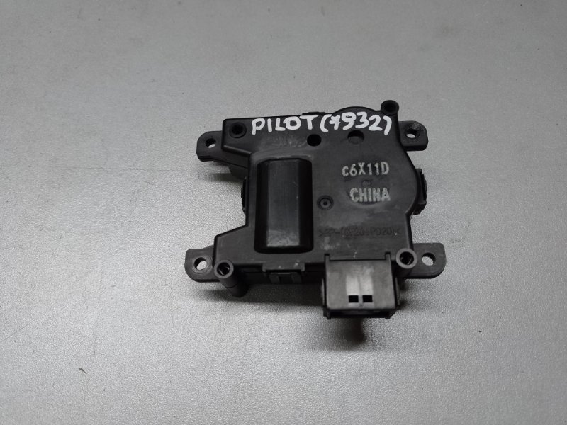 Моторчик заслонки печки HONDA PILOT 15- 2017 3.5L 79140-TZ5-A51 Б/У