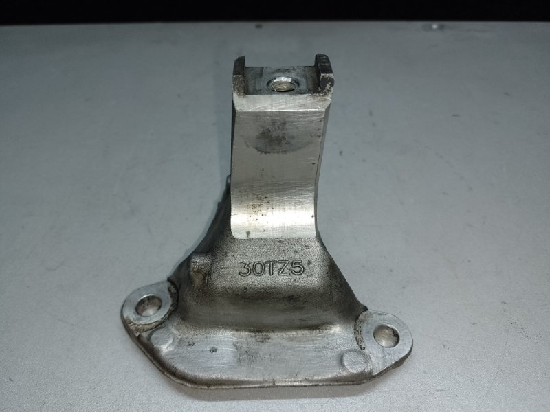 Кронштейн двигателя передний HONDA PILOT 15- 3.5L