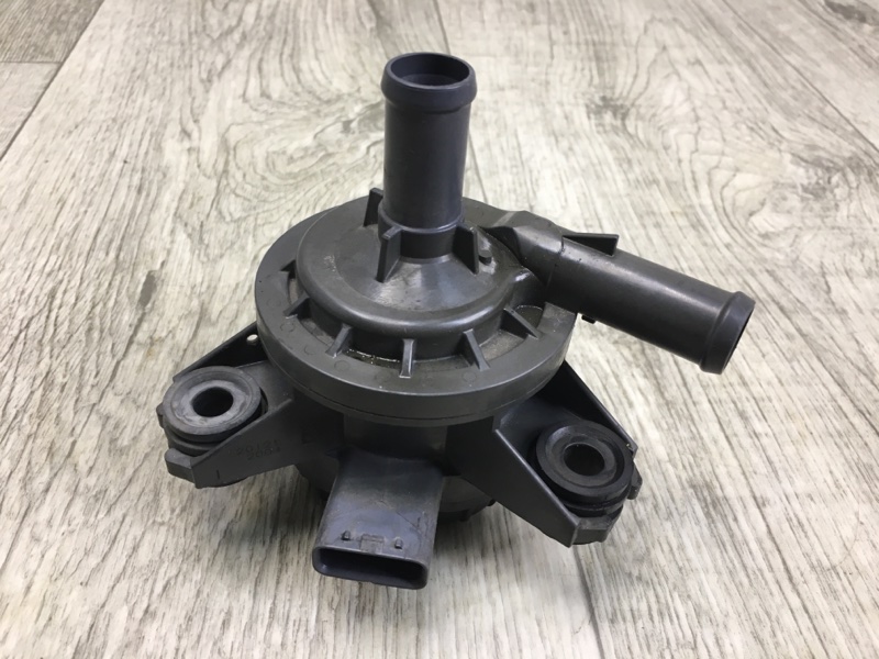 Помпа инвертора LEXUS CT200 11-17 2012 Хетчбек 1.8 G9040-47090 Б/У