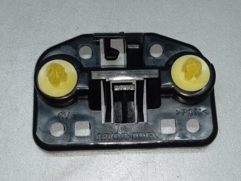 Кронштейн задний HONDA PILOT 15- 2017 3.5L 83262-TG7-A01 Б/У