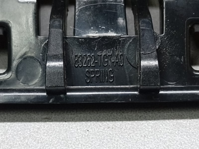 Кронштейн задний HONDA PILOT 15- 3.5L