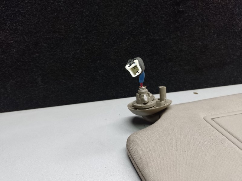 Козырек солнцезащитный левый HONDA PILOT 15- 3.5L