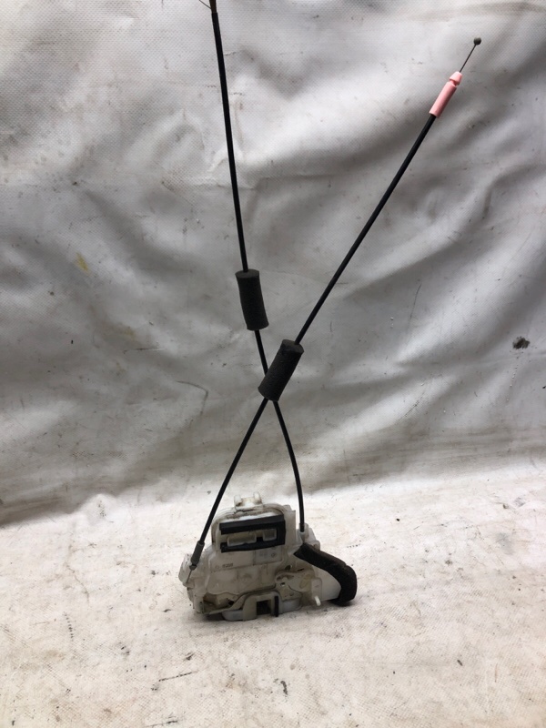 Запчасть замок двери задний правый SUBARU FORESTER SH 07-12 Внедорожник 61035SC200 Б/У Замок двери задний правый SUBARU FORESTER SH 07-12 Внедорожник 61035SC200 Б/У