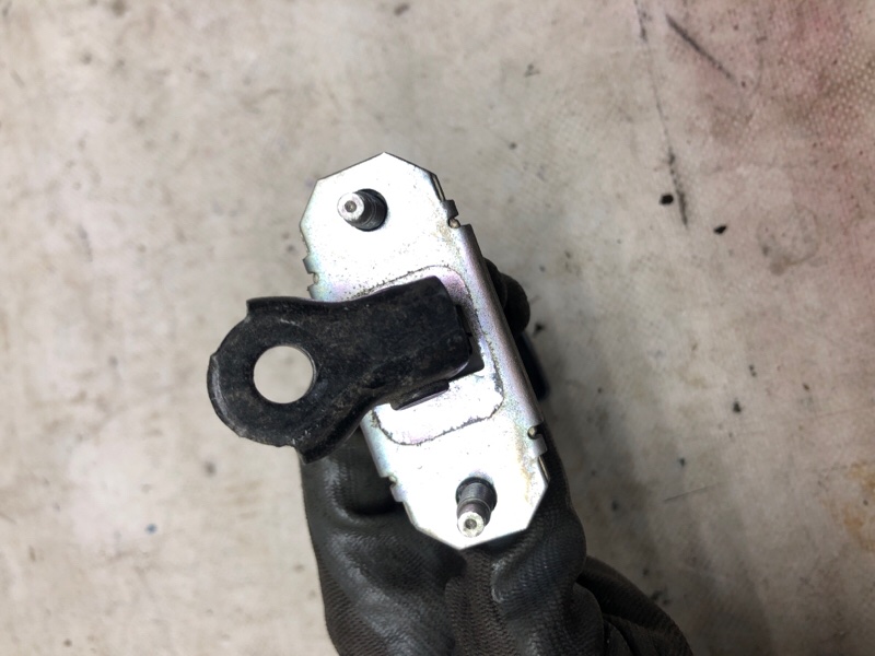 Ограничитель двери задний правый FORESTER SH 07-12 Внедорожник