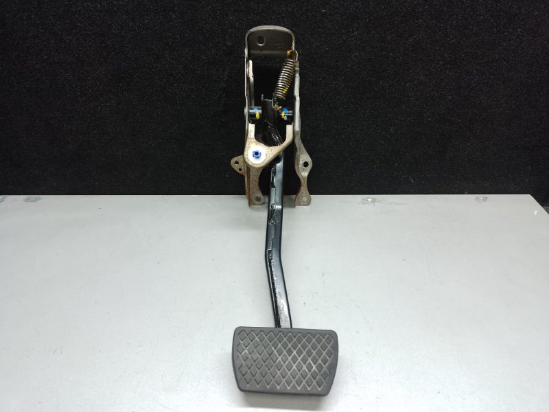 Педаль тормоза HONDA PILOT 15- 2017 3.5L 46600-TG7-A82 Б/У