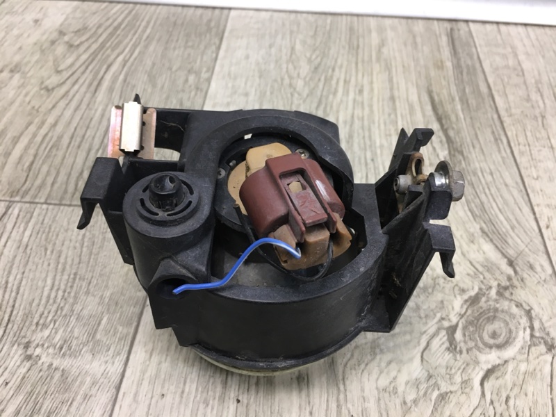 Противотуманная фара левая OUTBACK 09-14 BR