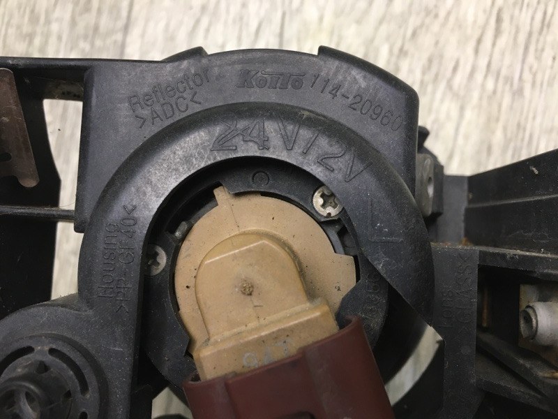 Противотуманная фара левая OUTBACK 09-14 BR