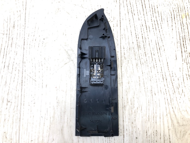 Кнопка стеклоподъемника задняя левая GRAND VITARA 05-15 2005 Внедорожник 2.0 J20A