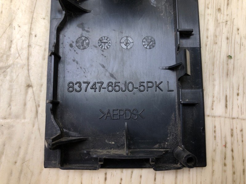 Кнопка стеклоподъемника задняя левая GRAND VITARA 05-15 2005 Внедорожник 2.0 J20A