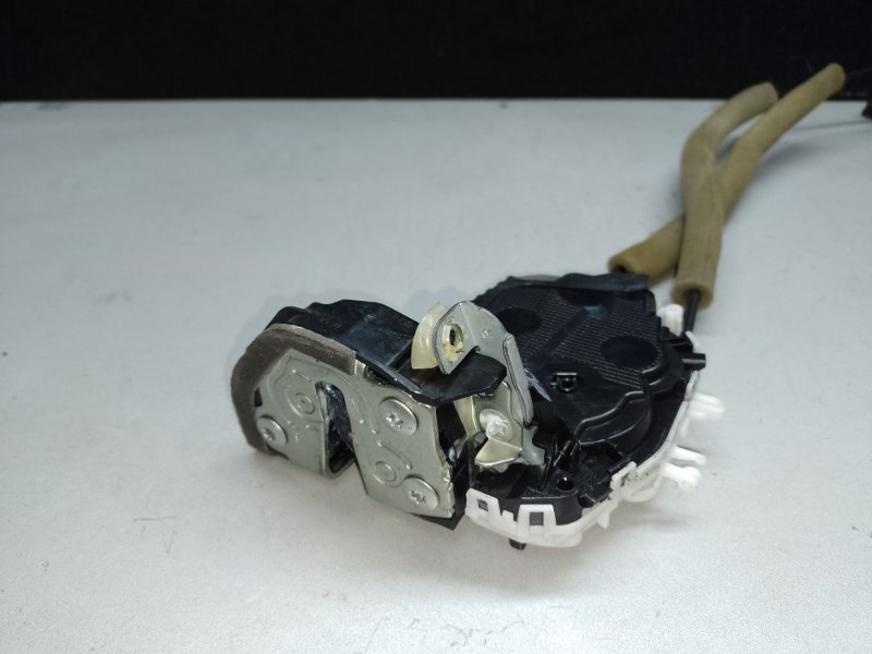 Замок двери задний правый PILOT 15- 2017 3.5L Замок двери задний правый PILOT 15- 2017 3.5L