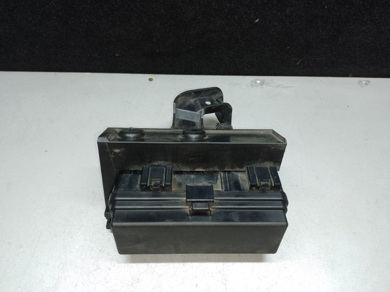 Блок предохранителей моторный отсек левый PILOT 15- 2017 3.5L