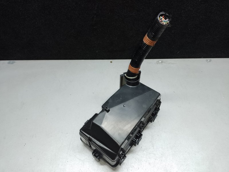 Блок предохранителей моторный отсек правый HONDA PILOT 15- 3.5L