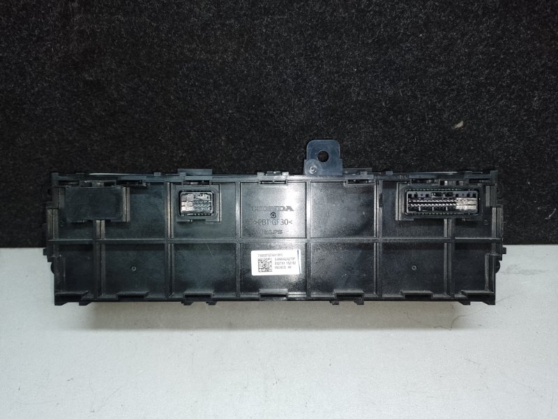 Блок управления печкой передний PILOT 15- 2017 3.5L