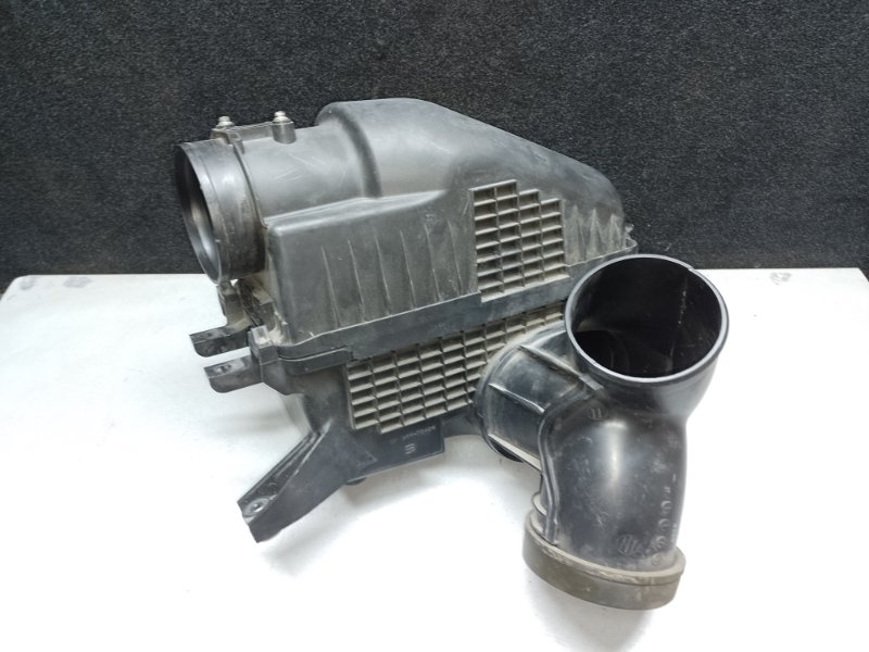 Корпус воздушного фильтра HONDA PILOT 15- 2017 3.5L 17244-5J6-A10 Б/У