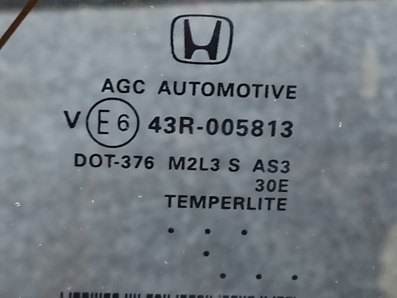 Стекло в кузов заднее правое PILOT 15- 2017 3.5L