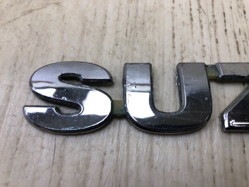 Эмблема GRAND VITARA 05-15 2005 Внедорожник 2.0 J20A Эмблема GRAND VITARA 05-15 2005 Внедорожник 2.0 J20A