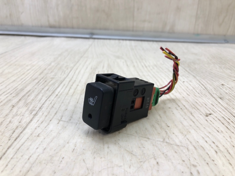 Кнопка обогрева сидений SUZUKI GRAND VITARA 05-15 2005 Внедорожник 2.0 J20A 37850-64J00 Б/У