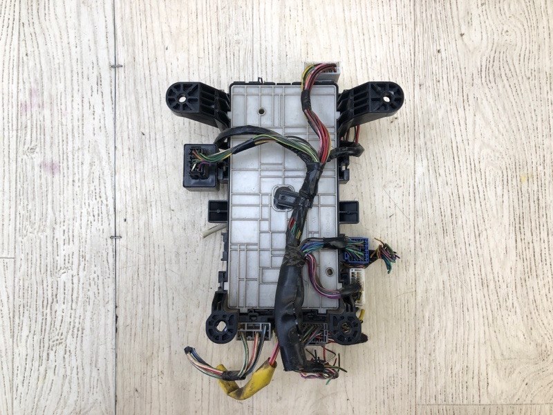 Блок предохранителей салон GRAND VITARA 05-15 2005 Внедорожник 2.0 J20A Блок предохранителей салон GRAND VITARA 05-15 2005 Внедорожник 2.0 J20A